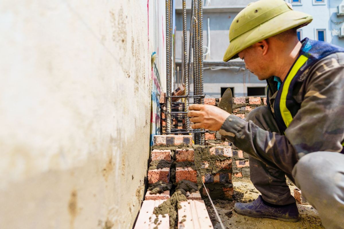 Common Foundation Problems: How to Spot and Fix Them Early